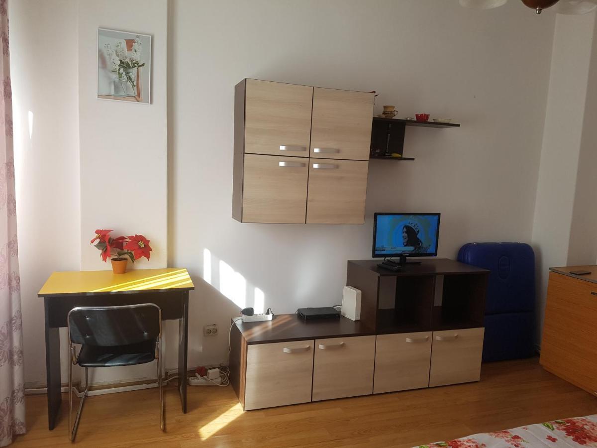 דירות בוקרשט Studio Andreea מראה חיצוני תמונה
